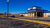 <b>Days Inn Clinton Exterior</b>. Images powered by <a href="https://iceportal.shijigroup.com/" title="IcePortal" target="_blank">IcePortal</a>.