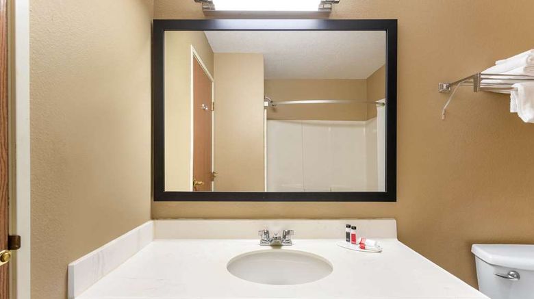 <b>Super 8 Goshen Room</b>. Images powered by <a href="https://iceportal.shijigroup.com/" title="IcePortal" target="_blank">IcePortal</a>.
