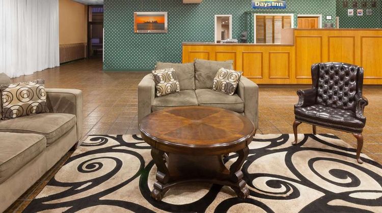 Days Inn McComb MS Lobby