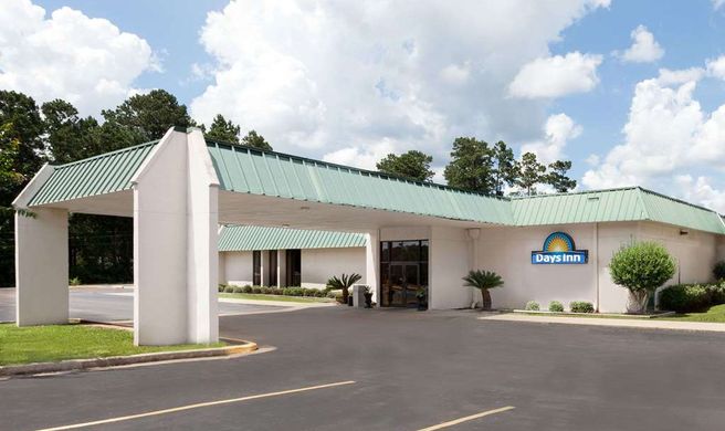 Days Inn McComb MS Exterior