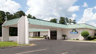 Days Inn McComb MS