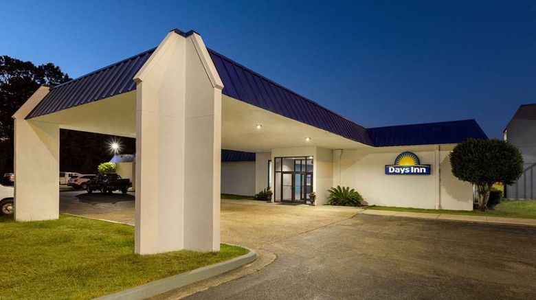 <b>Days Inn McComb MS Exterior</b>. Images powered by <a href="https://iceportal.shijigroup.com/" title="IcePortal" target="_blank">IcePortal</a>.