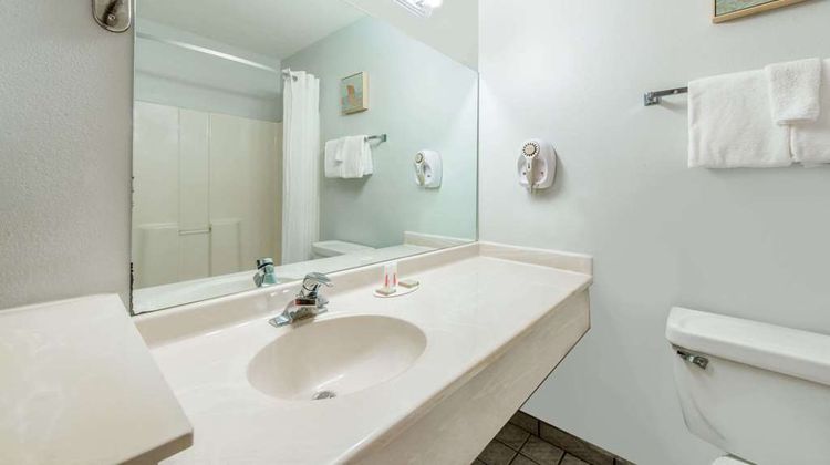 Super 8 Lake Charles/Sulphur Room