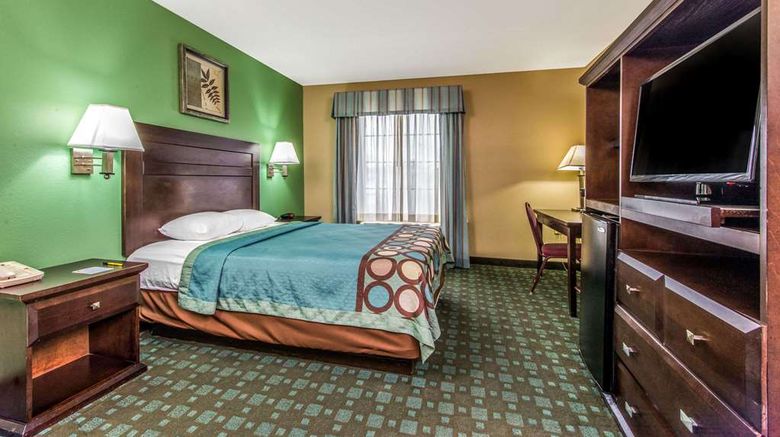 <b>Super 8 Lake Charles/Sulphur Room</b>. Images powered by <a href="https://iceportal.shijigroup.com/" title="IcePortal" target="_blank">IcePortal</a>.