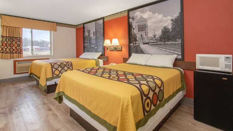 <b>Super 8 Bedford Room</b>. Images powered by <a href="https://iceportal.shijigroup.com/" title="IcePortal" target="_blank">IcePortal</a>.