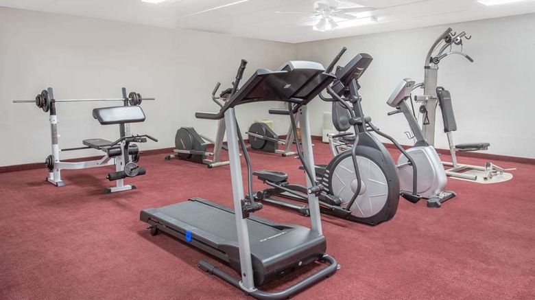 <b>Super 8 Bedford Health</b>. Images powered by <a href="https://iceportal.shijigroup.com/" title="IcePortal" target="_blank">IcePortal</a>.