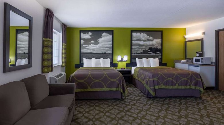 <b>Super 8 De Soto Suite</b>. Images powered by <a href="https://iceportal.shijigroup.com/" title="IcePortal" target="_blank">IcePortal</a>.