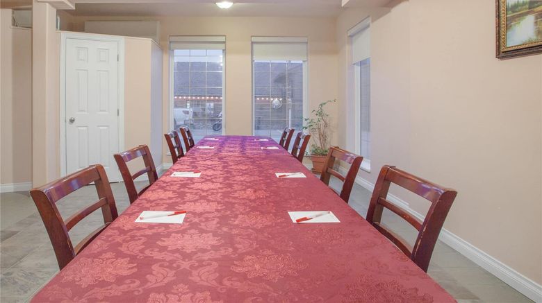 <b>Ramada by Wyndham 100 Mile House Meeting</b>. Images powered by <a href="https://iceportal.shijigroup.com/" title="IcePortal" target="_blank">IcePortal</a>.