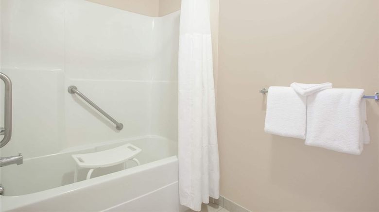 <b>Ramada by Wyndham 100 Mile House Room</b>. Images powered by <a href="https://iceportal.shijigroup.com/" title="IcePortal" target="_blank">IcePortal</a>.