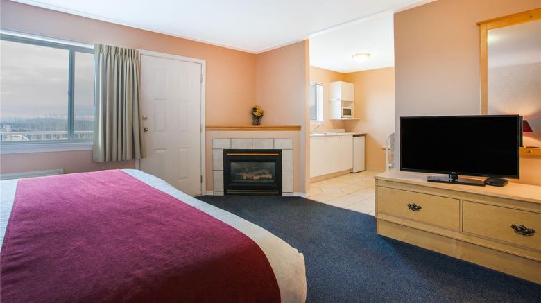 <b>Ramada by Wyndham 100 Mile House Suite</b>. Images powered by <a href="https://iceportal.shijigroup.com/" title="IcePortal" target="_blank">IcePortal</a>.