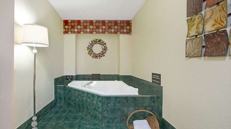 Super 8 Bonne Terre Suite