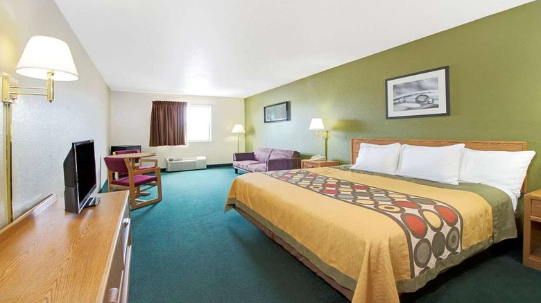 <b>Super 8 Bonne Terre Suite</b>. Images powered by <a href="https://iceportal.shijigroup.com/" title="IcePortal" target="_blank">IcePortal</a>.