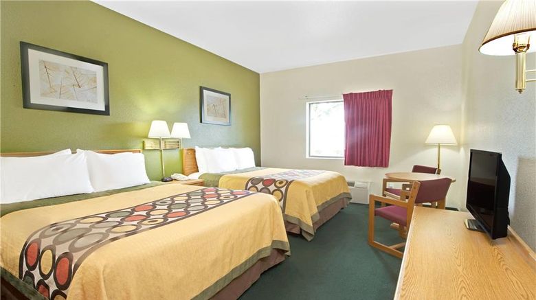 <b>Super 8 Bonne Terre Room</b>. Images powered by <a href="https://iceportal.shijigroup.com/" title="IcePortal" target="_blank">IcePortal</a>.