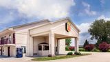 Super 8 Clarksville East Exterior
