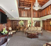 Ramada Saginaw Hotel & Suites Lobby