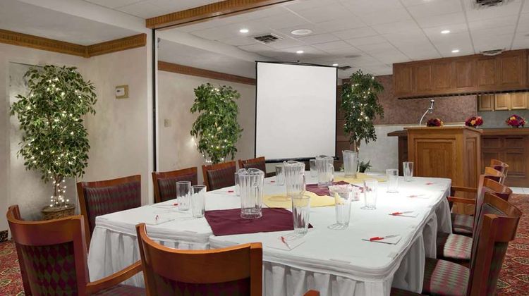 Ramada Saginaw Hotel & Suites Meeting