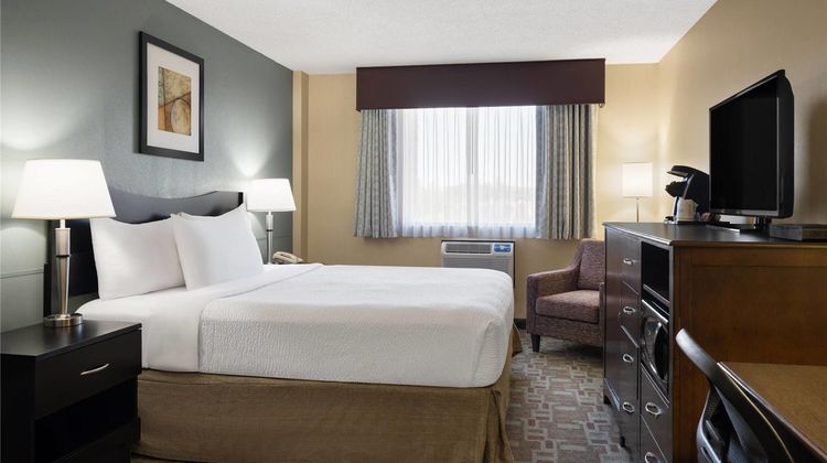 Ramada Saskatoon Room