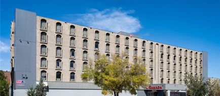 Ramada Saskatoon Exterior