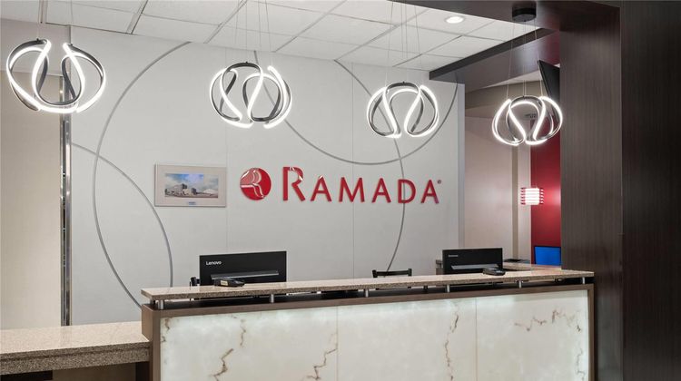 Ramada Saskatoon Lobby