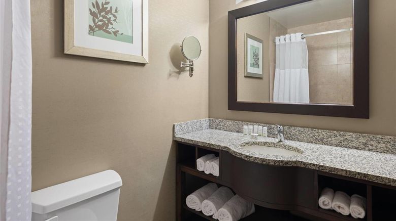 <b>Ramada Saskatoon Room</b>. Images powered by <a href="https://iceportal.shijigroup.com/" title="IcePortal" target="_blank">IcePortal</a>.