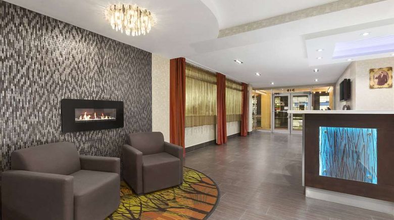 <b>Days Inn Ottawa Lobby</b>. Images powered by <a href="https://iceportal.shijigroup.com/" title="IcePortal" target="_blank">IcePortal</a>.