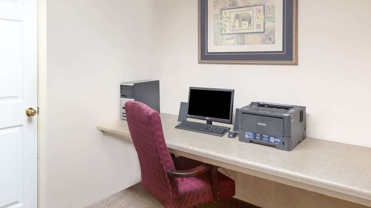 Days Inn & Suites Pocahontas Other