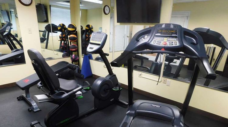 Days Inn & Suites Pocahontas Health