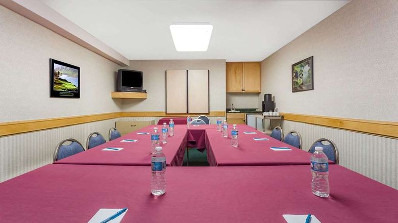 <b>Ramada Limited Quesnel Meeting</b>. Images powered by <a href="https://iceportal.shijigroup.com/" title="IcePortal" target="_blank">IcePortal</a>.