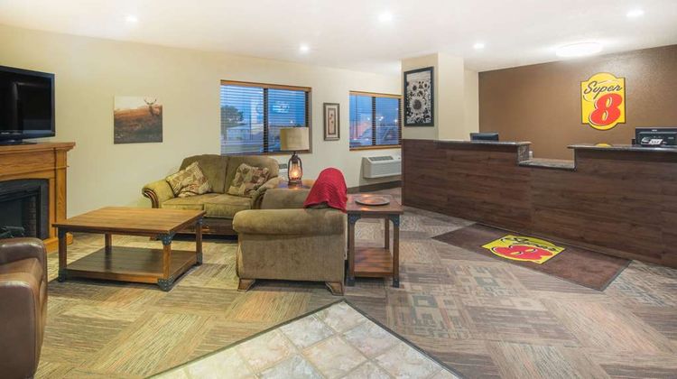 Super 8 Jamestown Lobby