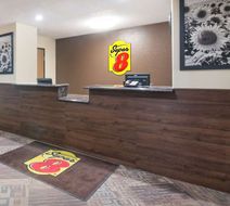 Super 8 Jamestown Lobby