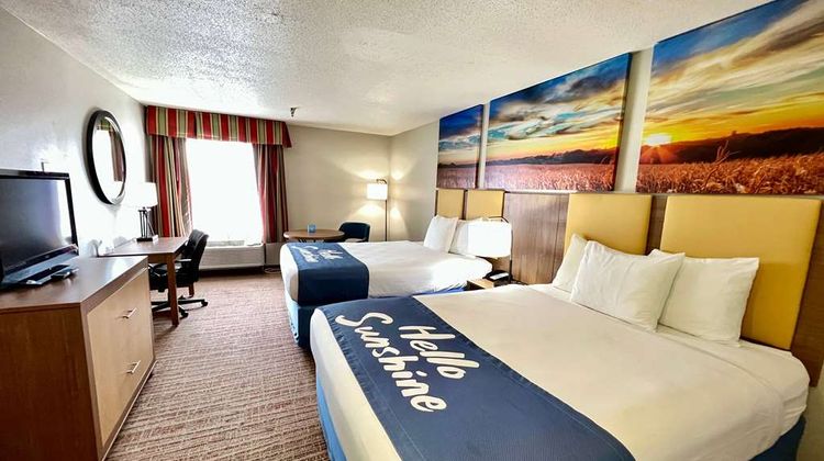 Days Inn Rayne Room