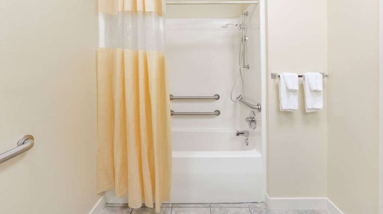Days Inn Rayne Room