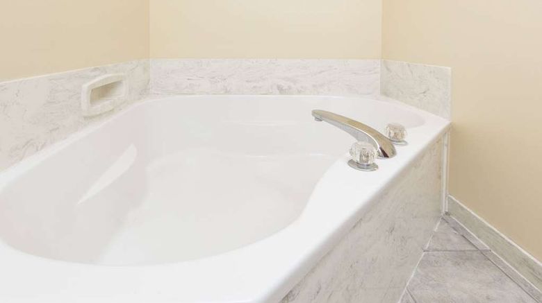 <b>Days Inn Rayne Room</b>. Images powered by <a href="https://iceportal.shijigroup.com/" title="IcePortal" target="_blank">IcePortal</a>.