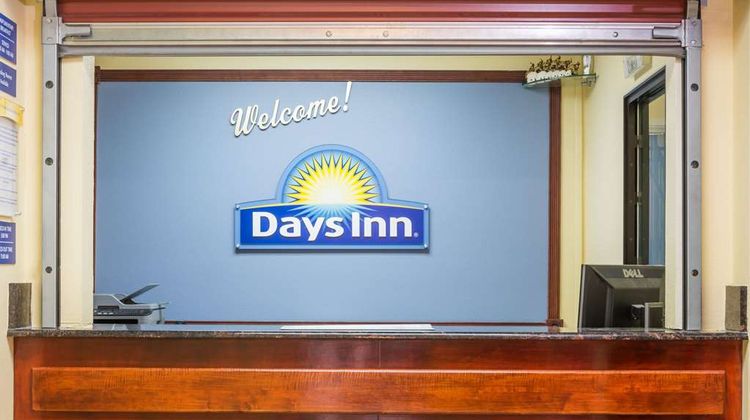Days Inn Rayne Lobby