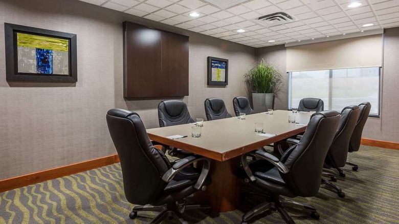 <b>Wingate by Wyndham Columbia Meeting</b>. Images powered by <a href="https://iceportal.shijigroup.com/" title="IcePortal" target="_blank">IcePortal</a>.