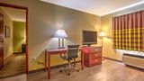 Super 8 Waterloo Suite