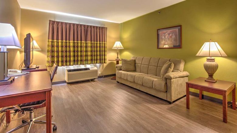 <b>Super 8 Waterloo Suite</b>. Images powered by <a href="https://iceportal.shijigroup.com/" title="IcePortal" target="_blank">IcePortal</a>.