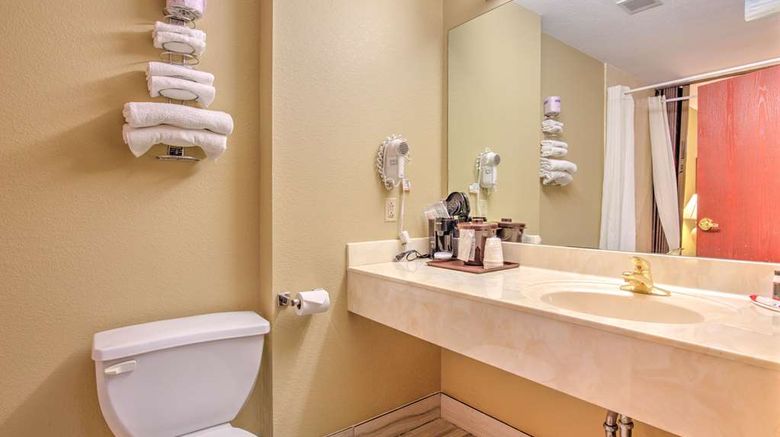 <b>Super 8 Waterloo Room</b>. Images powered by <a href="https://iceportal.shijigroup.com/" title="IcePortal" target="_blank">IcePortal</a>.