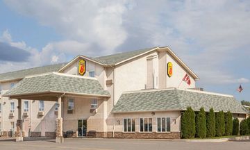 Super 8 Fort Frances