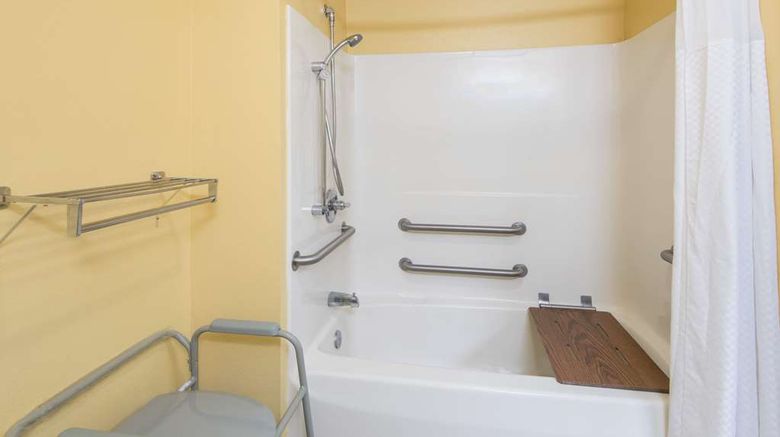 <b>Super 8 Medina Room</b>. Images powered by <a href="https://iceportal.shijigroup.com/" title="IcePortal" target="_blank">IcePortal</a>.