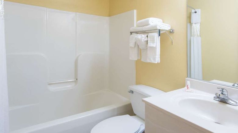 <b>Super 8 Medina Room</b>. Images powered by <a href="https://iceportal.shijigroup.com/" title="IcePortal" target="_blank">IcePortal</a>.