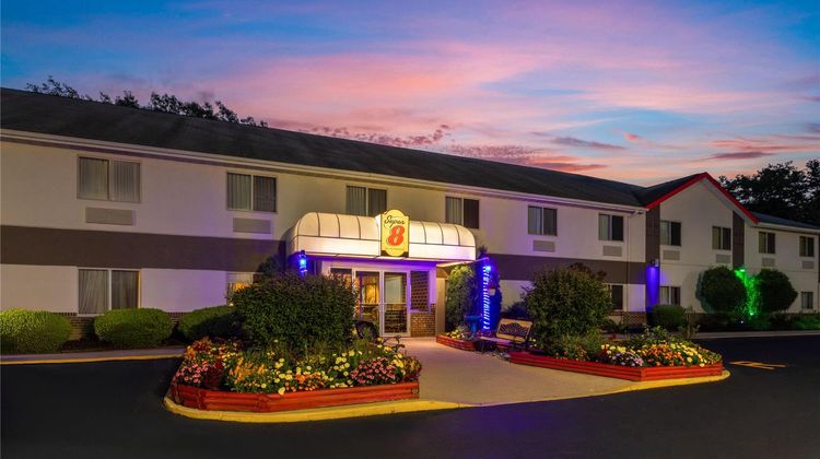 Super 8 Medina Exterior