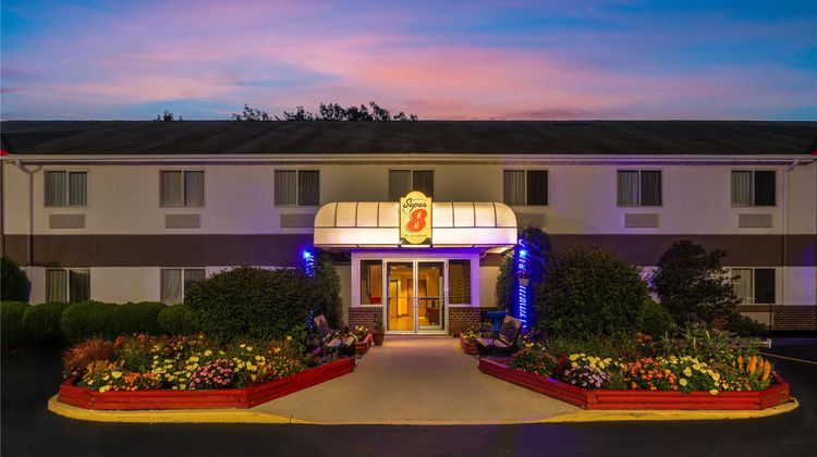Super 8 Medina Exterior