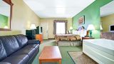 Super 8 by Wyndham Nashville Suite