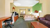 Super 8 by Wyndham Nashville Suite