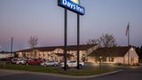 Days Inn Black River Falls Exterior