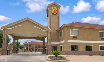 Super 8 Houston/Brookhollow NW
