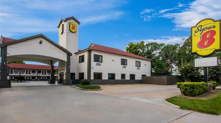 Super 8 Houston/Brookhollow NW Exterior
