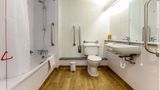 Days Inn Fleet M3 Room