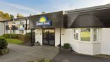 Days Inn Fleet M3 Exterior